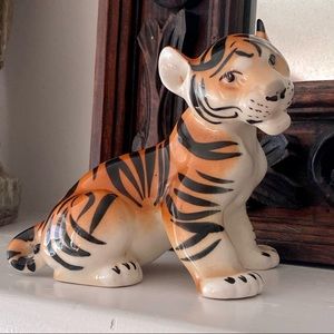 VINTAGE Russian/Soviet porcelain Lomonosov Tiger